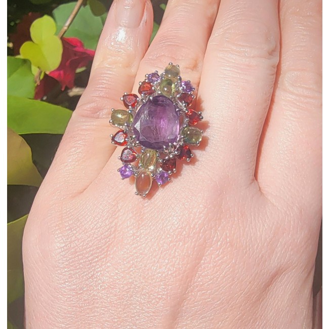 Fnacy design 20.8 carat Amethyst .925 Sterling Silver Handcrafted Ring size 6 1/2