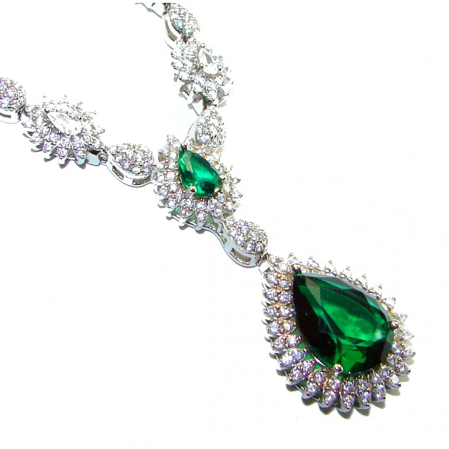 Timless Treasure 6.5 carat Emerald .925 Sterling Silver handcrafted necklace