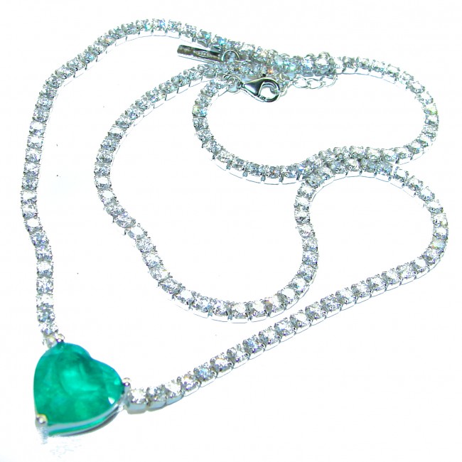 Timless Treasure 7.5 carat Emerald Heart .925 Sterling Silver necklace