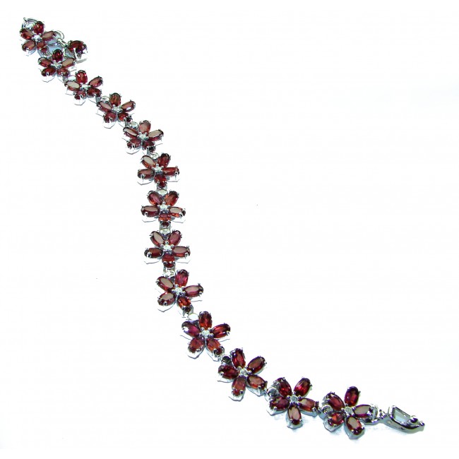 Authentic 26.5 carat faceted Garnet .925 Sterling Silver handcrafted Bracelet