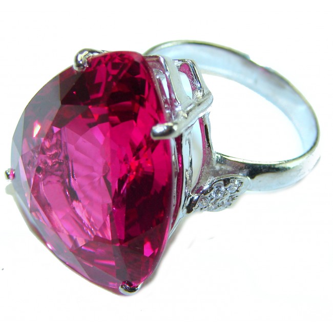 Velvet Heart Pink Sapphire - Pear Cut - 49.5 carat .925 Silver handcrafted Cocktail Ring s. 8 1/2