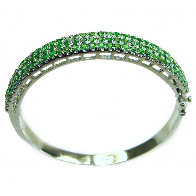 Spectacular 26.5 carat Emerald .925 Sterling Silver handmade bangle Bracelet