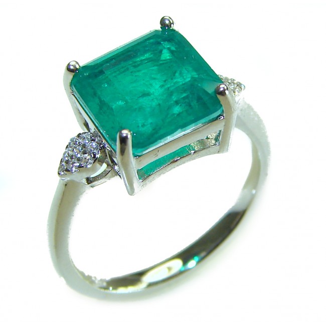 Luxurious 5.8 carat Emerald .925 Sterling Silver handcrafted Ring size 8 1/4