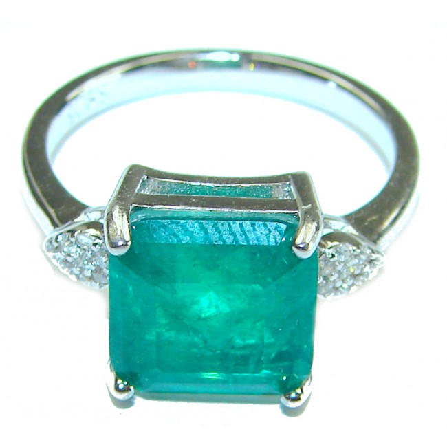 Luxurious 5.8 carat Emerald .925 Sterling Silver handcrafted Ring size 8 1/4