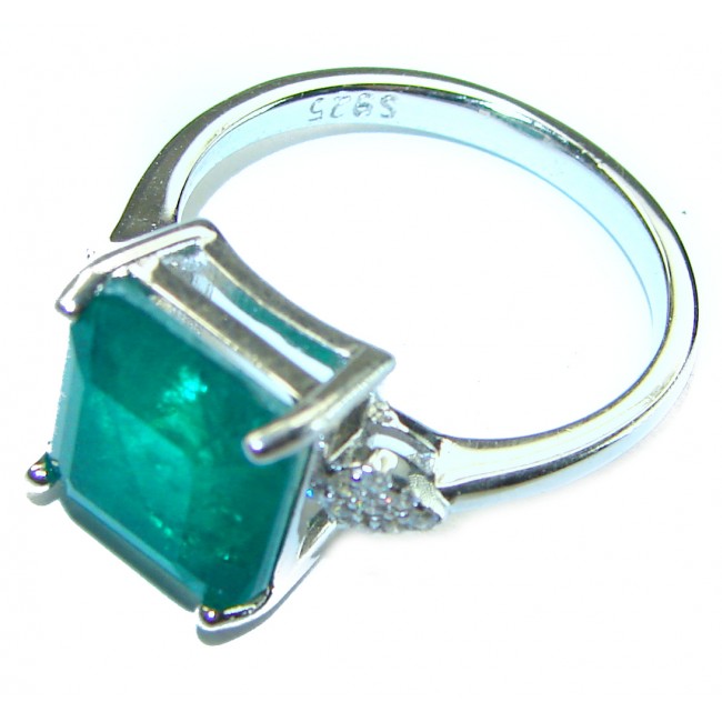 Luxurious 5.8 carat Emerald .925 Sterling Silver handcrafted Ring size 8 1/4