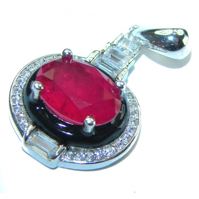 Art Decor best quality unique 5.2 carat Ruby .925 Sterling Silver handmade Pendant