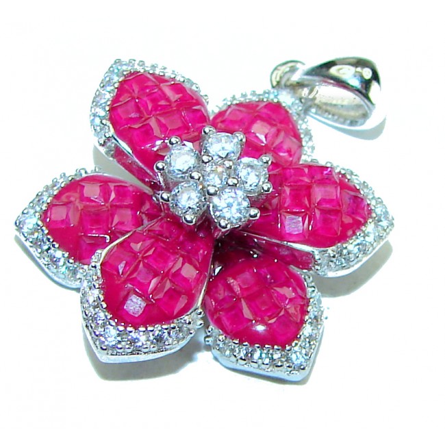 Very Unique Floral design 11.2 carat Ruby .925 Sterling Silver handmade Pendant