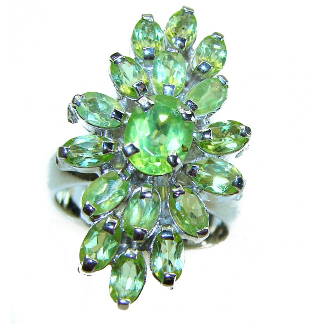 Alessia authentic 17.9 carat Peridot .925 Sterling Silver handmade Ring s. 8