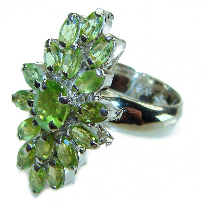 Alessia authentic 17.9 carat Peridot .925 Sterling Silver handmade Ring s. 8