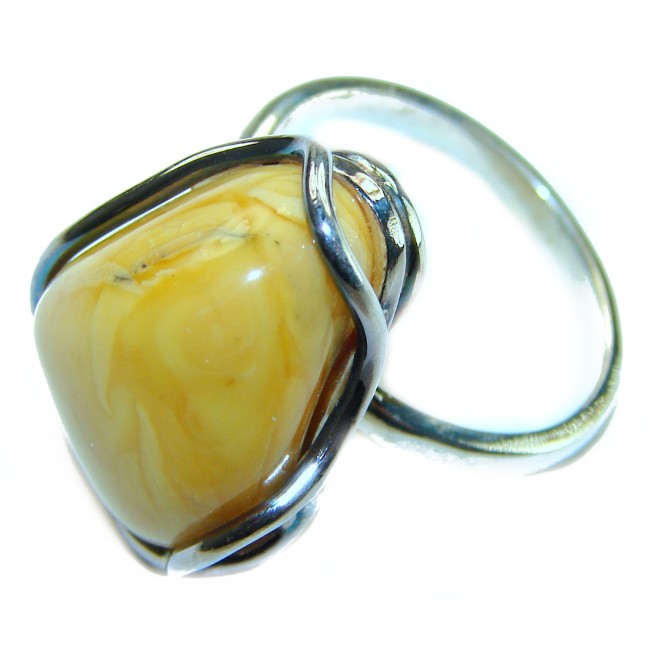 Modern Concept Natural Butterscotch Baltic Amber .925 Sterling Silver ring s. 8