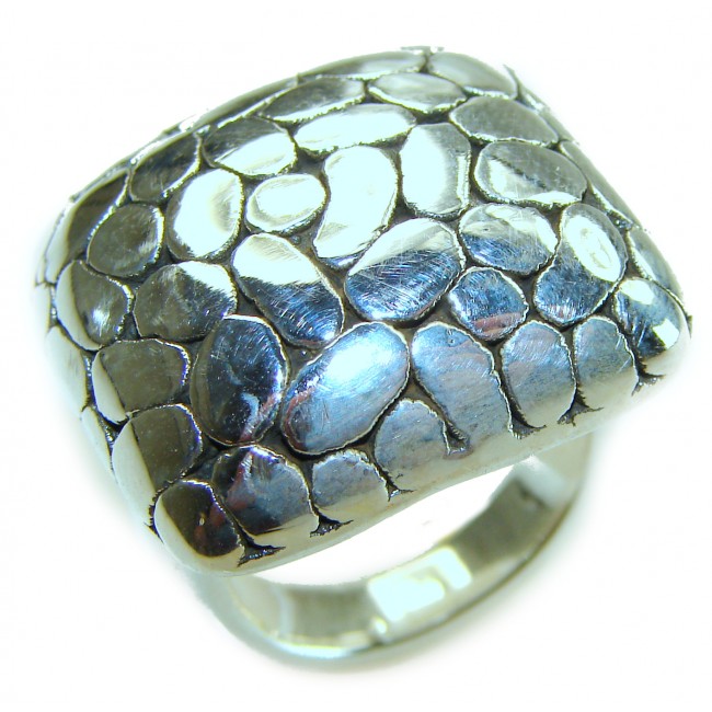 Bali made .925 Sterling Silver ring size 7