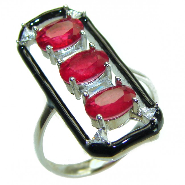 Art Decor quality unique Ruby .925 Sterling Silver handcrafted Ring size 8