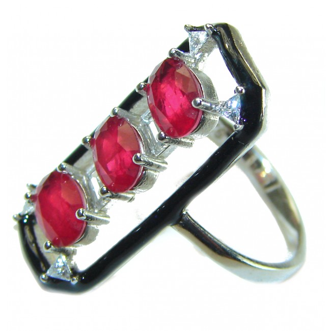 Art Decor quality unique Ruby .925 Sterling Silver handcrafted Ring size 8