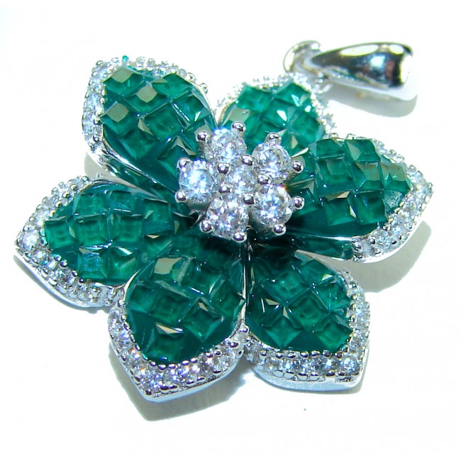 Posh Precious Flower Emerald .925 Sterling Silver handcrafted pendant