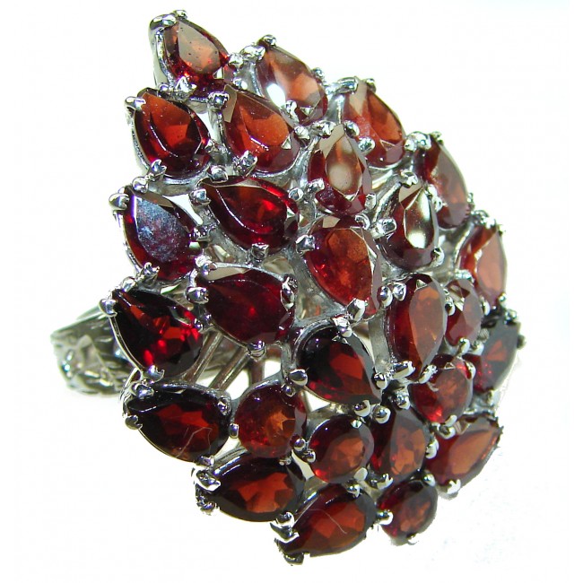 Rose Garden Beauty authentic 38.5 carat Garnet .925 Sterling Silver handcrafted ring size 8