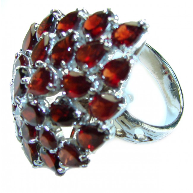 Rose Garden Beauty authentic 38.5 carat Garnet .925 Sterling Silver handcrafted ring size 8