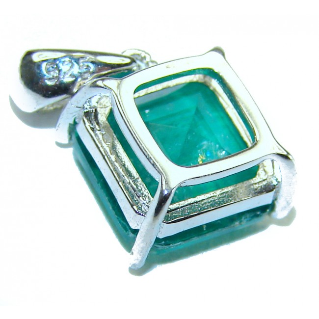 Luxurious 5.3 carat Emerald .925 Sterling Silver handcrafted handcrafted pendant