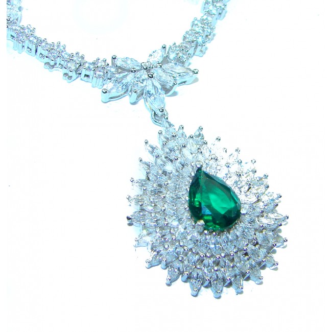 Vintage Timless Treasure 4.5 carat Emerald .925 Sterling Silver handcrafted necklace