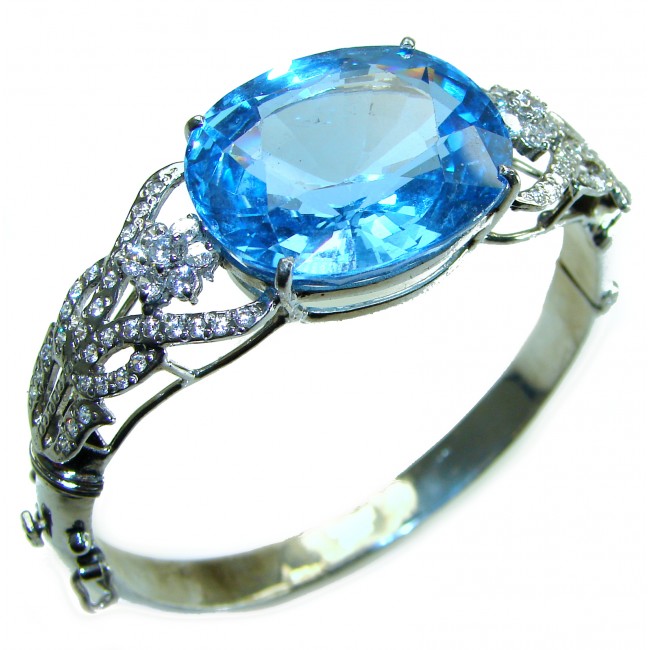 Seaside Precious 55.5 carat Natural Swiss Blue Topaz .925 Sterling Silver handcrafted Bracelet