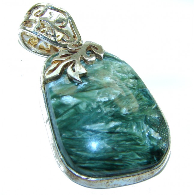 Precious Great quality Green Seraphinite .925 Sterling Silver handmade Pendant