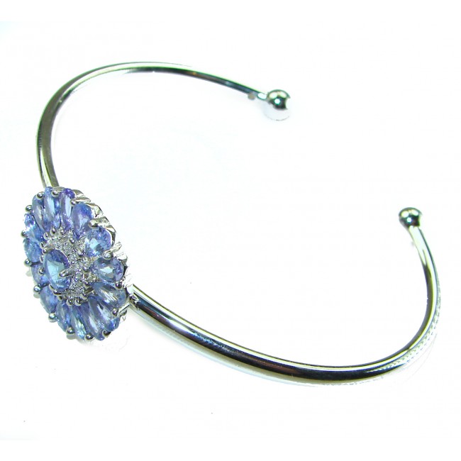 Precious Natural 11.6 carat Tanzanite .925 Sterling Silver Bangle bracelet