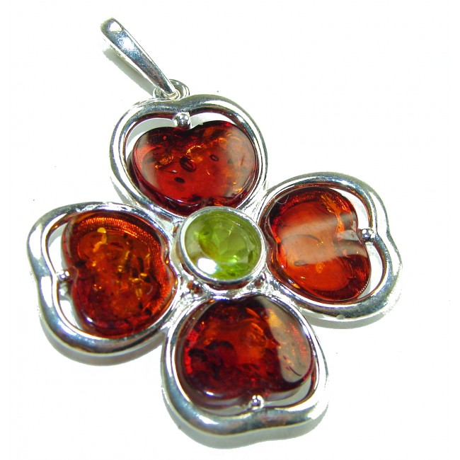 Lucky Four-leaf clover Baltic Polish Amber Peridot .925 Sterling Silver handcrafted Pendant