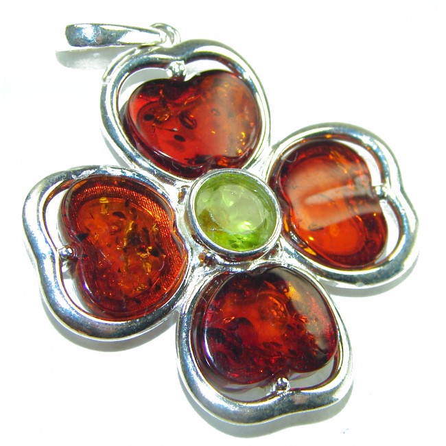 Lucky Four-leaf clover Baltic Polish Amber Peridot .925 Sterling Silver handcrafted Pendant