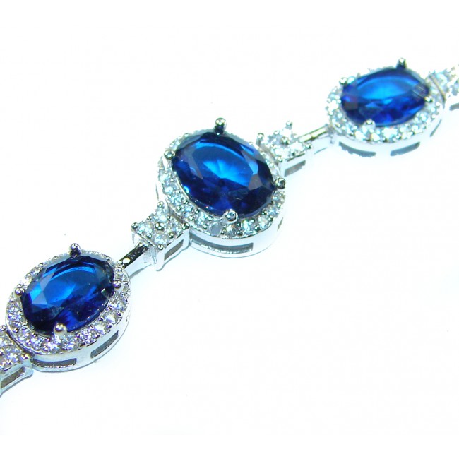 Luxurious 3.4 carat Sapphire .925 Sterling Silver handcrafted Bracelet