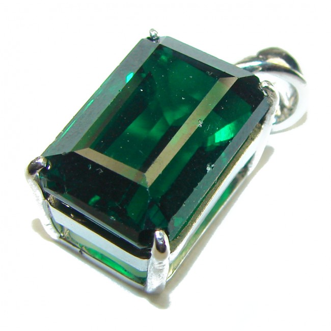 Green Ivy 14.5 carat Green Topaz .925 Sterling Silver handcrafted pendant