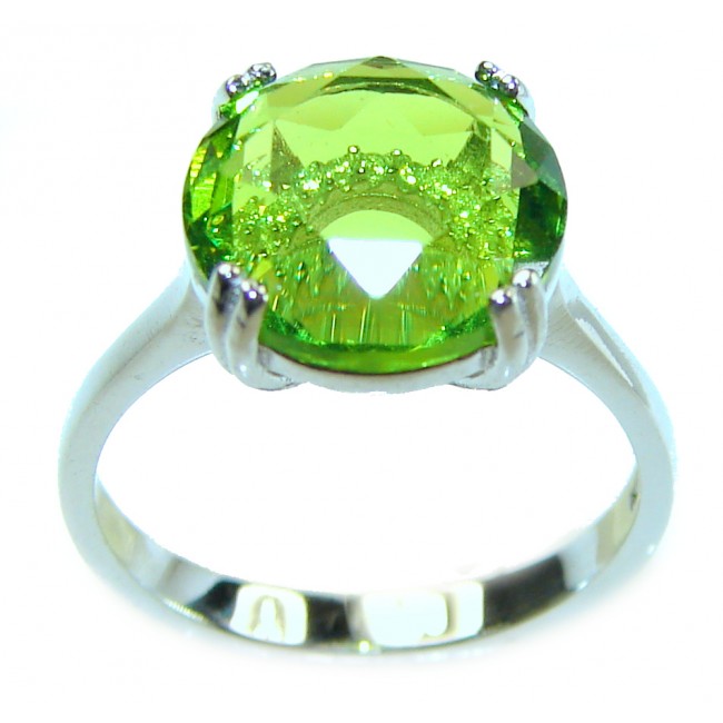 Alessia authentic 5.9 carat Peridot .925 Sterling Silver handmade Ring s. 7