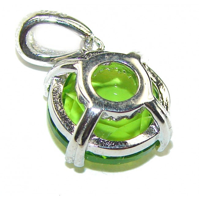 Alessia authentic 4.9 carat Peridot .925 Sterling Silver handmade Pendant