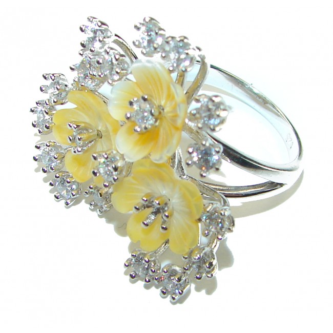 Blooming Flowers Blister Pearl .925 Sterling Silver brilliantly handcrafted ring s. 7 1/4