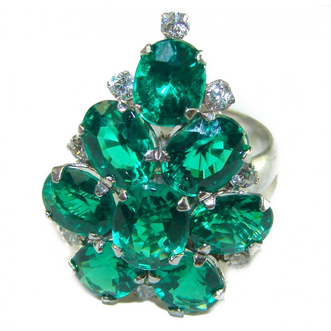 Spring Breeze Natural 18.6 carat oval cut Green Chrome Diopside .925 Sterling Silver ring size 7