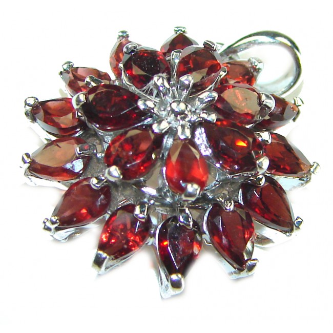 Luxurious Floral design 18.5 carat Garnet .925 Sterling Silver handmade pendant