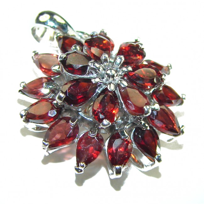 Luxurious Floral design 18.5 carat Garnet .925 Sterling Silver handmade pendant