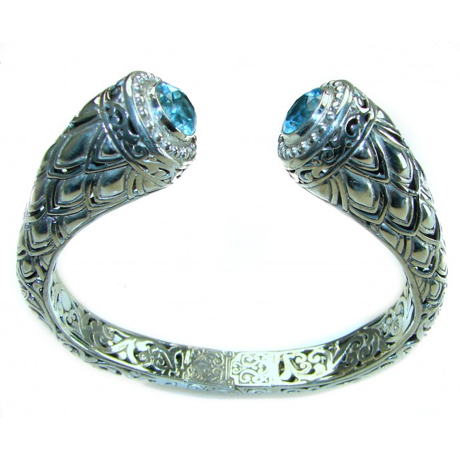 Bali Legacy 49.5 grams authentic 8.9 carat Swiss Blue topaz Floral Bracelet in .925 Sterling Silver handcrafted bracelet