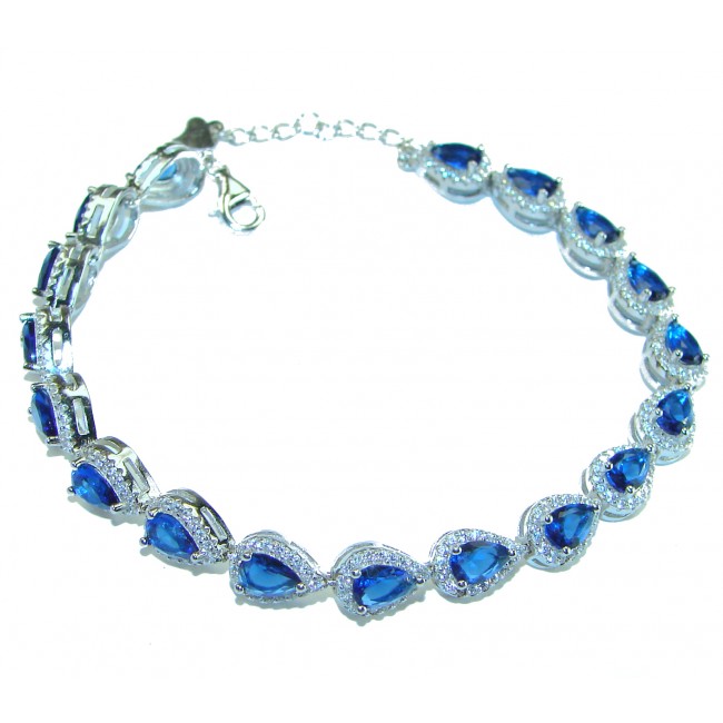 Luxurious 18.5 carat natural Sapphire .925 Sterling Silver handcrafted Bracelet