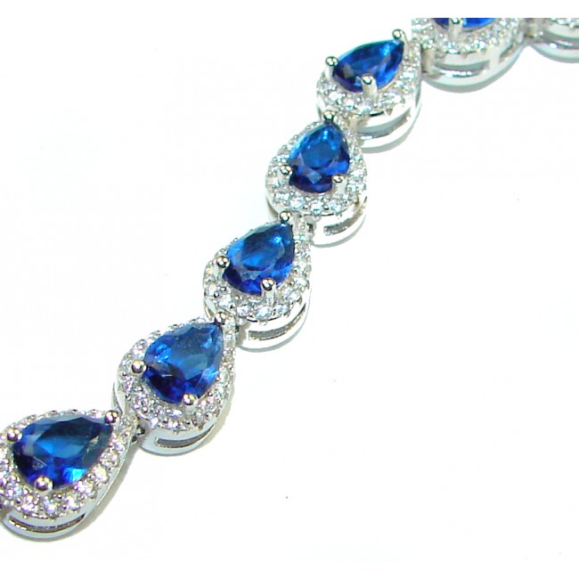 Luxurious 18.5 carat natural Sapphire .925 Sterling Silver handcrafted Bracelet