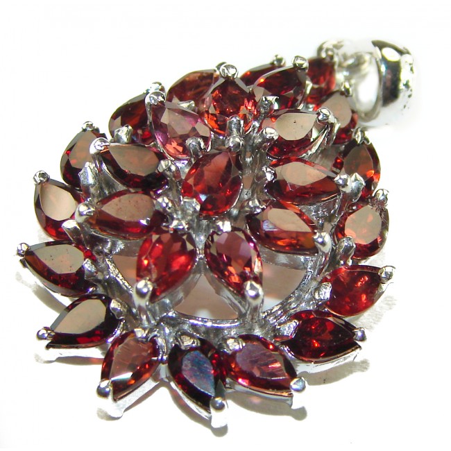 Luxurious genuine 18.5 carat Garnet .925 Sterling Silver handmade pendant