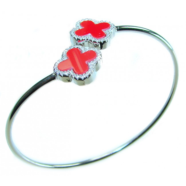 A four-leaf clover Coral .925 Sterling Silver handcrafted Bracelet