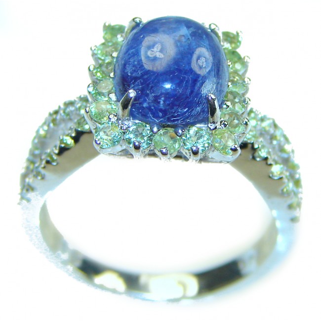 Royal Simplicity 4.5 carat Sapphire .925 Sterling Silver handcrafted ring; s. 8