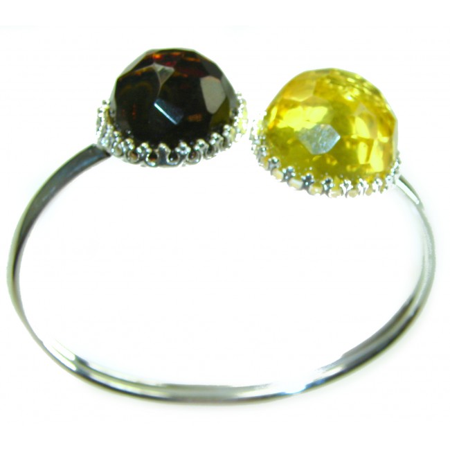 Luxurious Color-changing natural 19.9 carat faceted Baltic Amber .925 Sterling Silver handmade bangle Bracelet