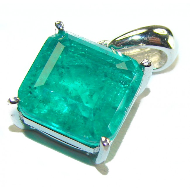 Luxurious 5.3 carat Emerald .925 Sterling Silver handcrafted handcrafted pendant