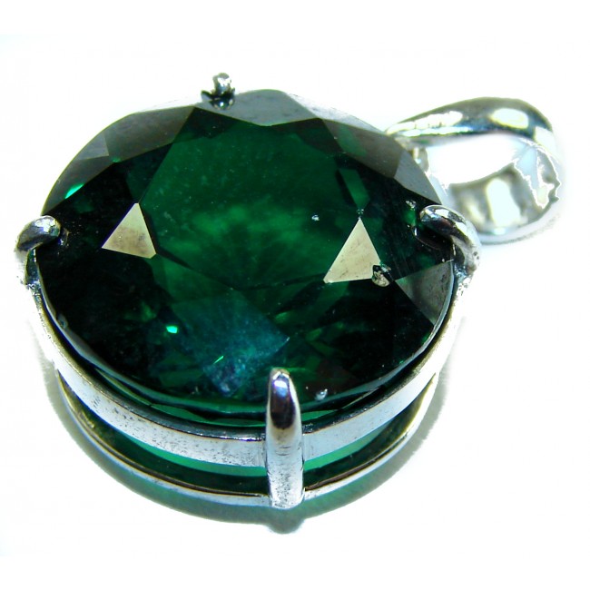 Superior quality 11.2 carat Fresh Green Helenite .925 Sterling Silver Pendant