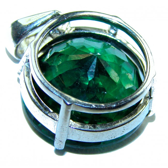 Superior quality 11.2 carat Fresh Green Helenite .925 Sterling Silver Pendant