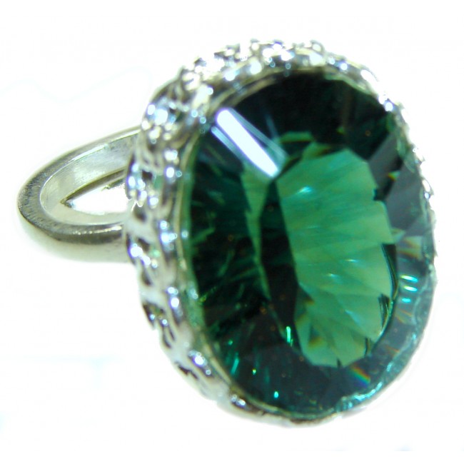 Exotic Beauty oval cut 17.5 carat Helenite .925 Sterling Silver handmade Ring s. 7 adjustable