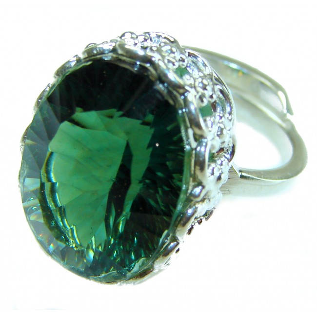 Exotic Beauty oval cut 17.5 carat Helenite .925 Sterling Silver handmade Ring s. 7 adjustable