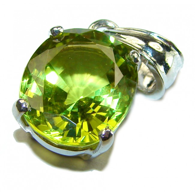 Alessia authentic 4.9 carat Peridot .925 Sterling Silver handmade Pendant