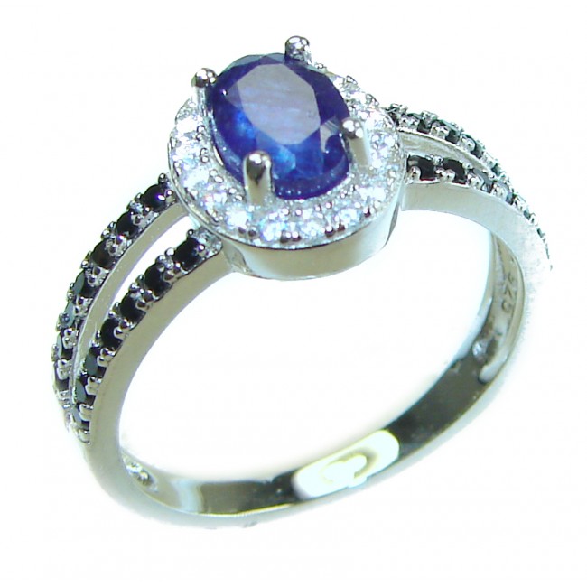 2.5 carat Sapphire .925 Silver handcrafted Cocktail Ring s. 7