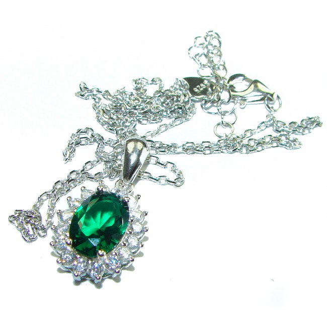 Luxurious 3.2 carat Chrome Diopside .925 Sterling Silver handmade Necklace